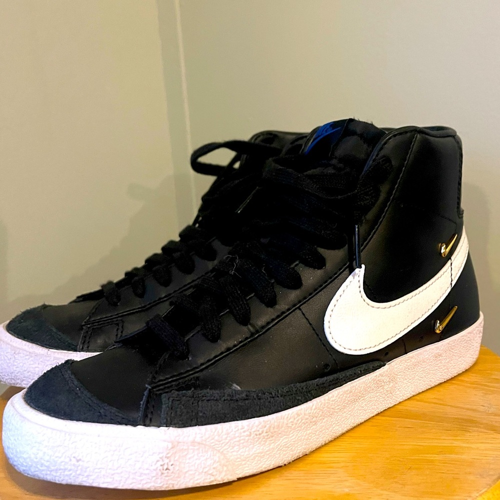 Women’s Nike Blazers size 8